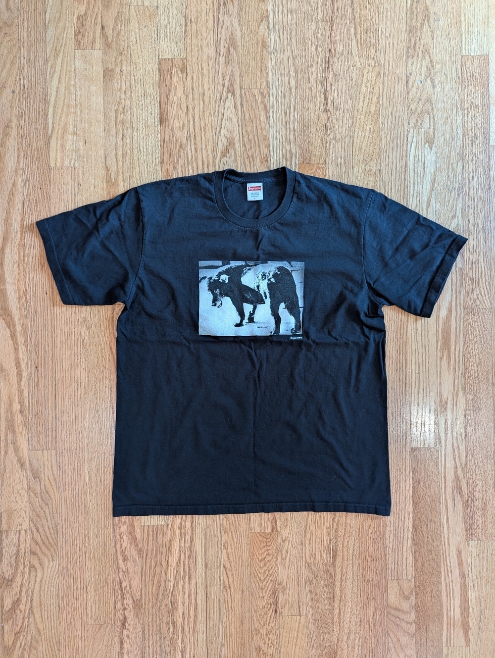 Supreme Dog Eat Dog T-shirt Size Large